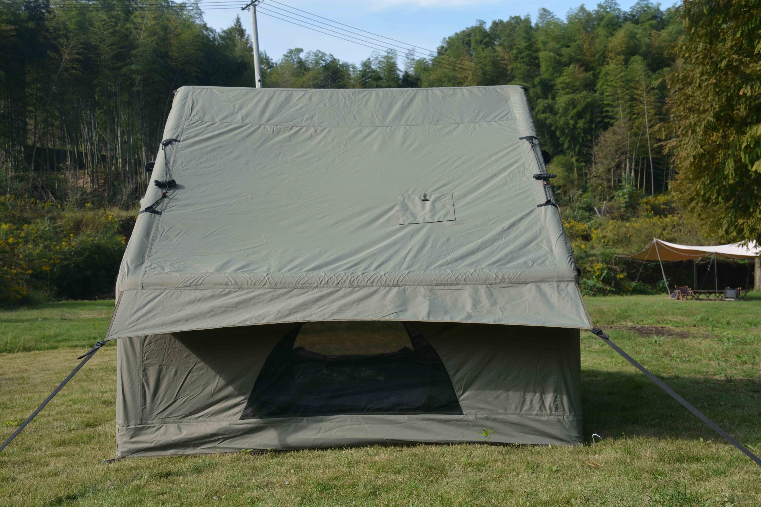 namiot-z-piecykiem-810lye-1.jpg Nadmuchiwana namiot XXL 4 6 osób z piecykiem, szybki montaż 5 min, wodoodporny, elastyczny materiał 300D, camping, turystyka Leroy Merlin - obrazek 1